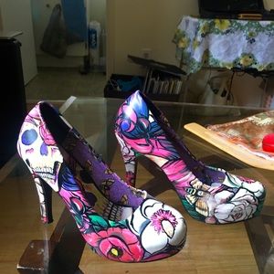 Grafiti designer heels by Iron Fist